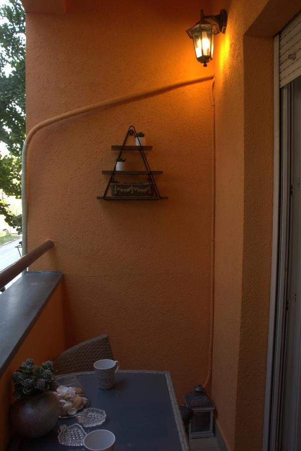 Novi Sad Apartman Tenigo Экстерьер фото